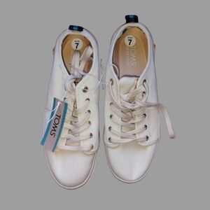 NWT TOMS TRVL LITE Low Sneakers Tropical Lining Size 7 Birch Canvas